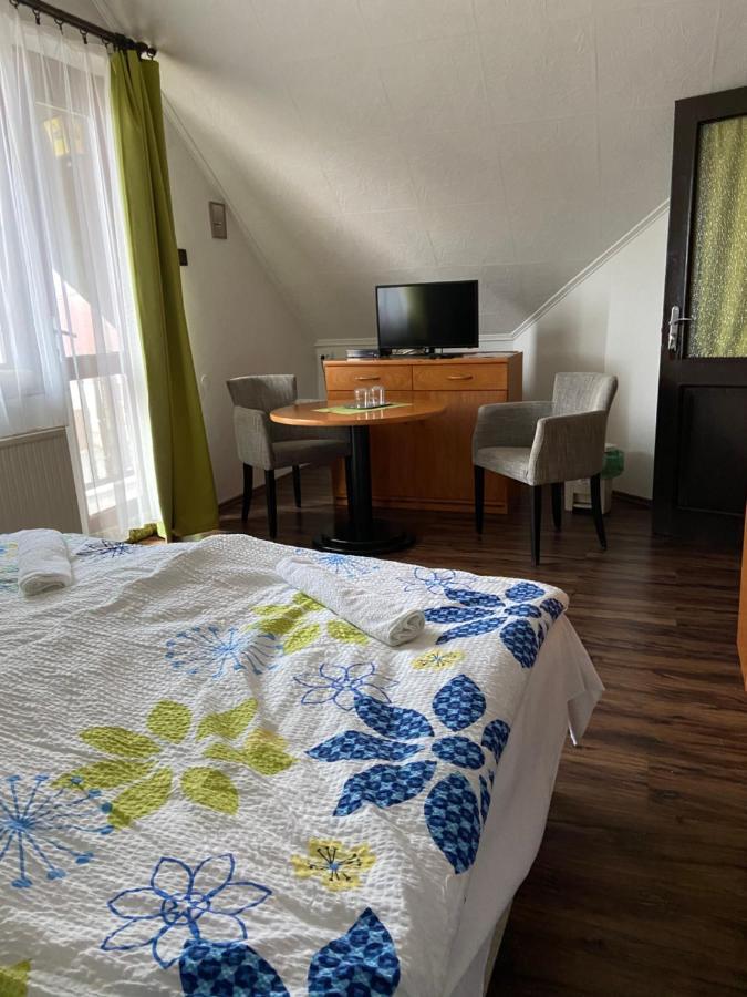Bed and Breakfast Teke Panzio Körmend Exterior foto